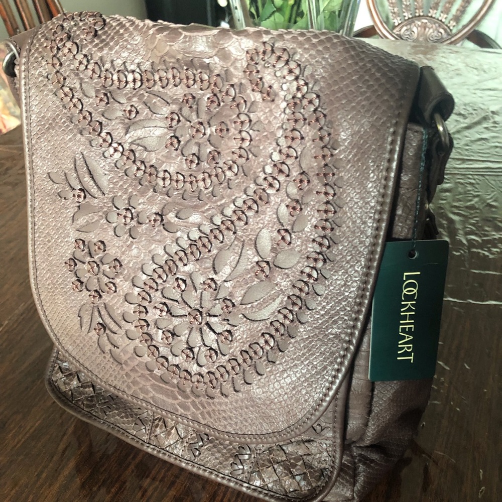 Lockheart  Bag